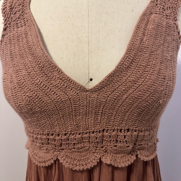 Brown crochet mini dress - Picture 3 of 4